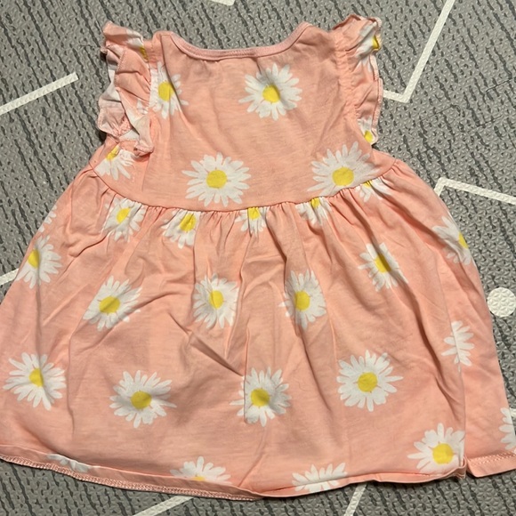 First impressions dress- 6-9M - Picture 4 of 5